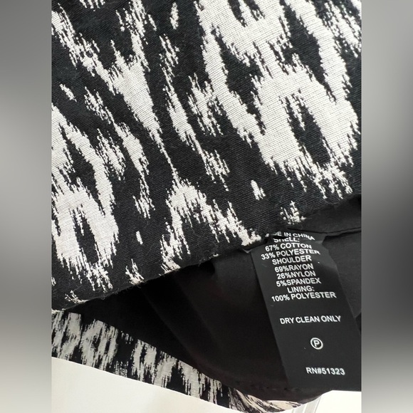 Vince Camuto Shift Dress (Size 6) - Picture 4 of 9